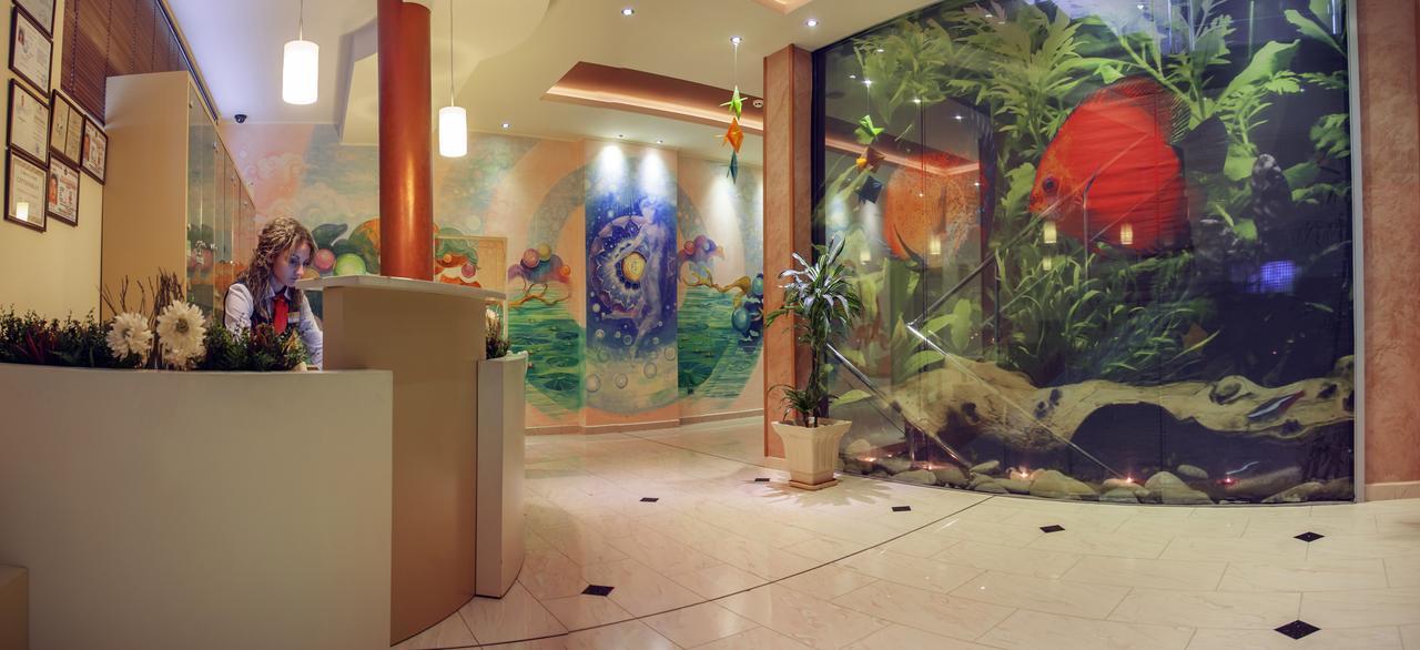 Diplomat Plaza Hotel & Resort ลูโกวิต ภายนอก รูปภาพ